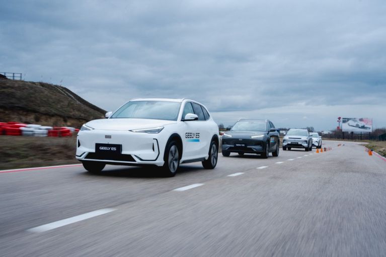 Geely E5 - 1,5 millió forintos árelőnnyel 