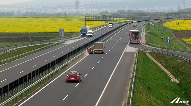 Hatalmasat szívott a pályán, pedig csak udvarias akart lenni - videó