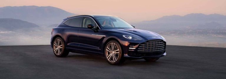 Aston Martin DBX GT: luxuslimuzinokat idéző kényelem 727 lóerővel