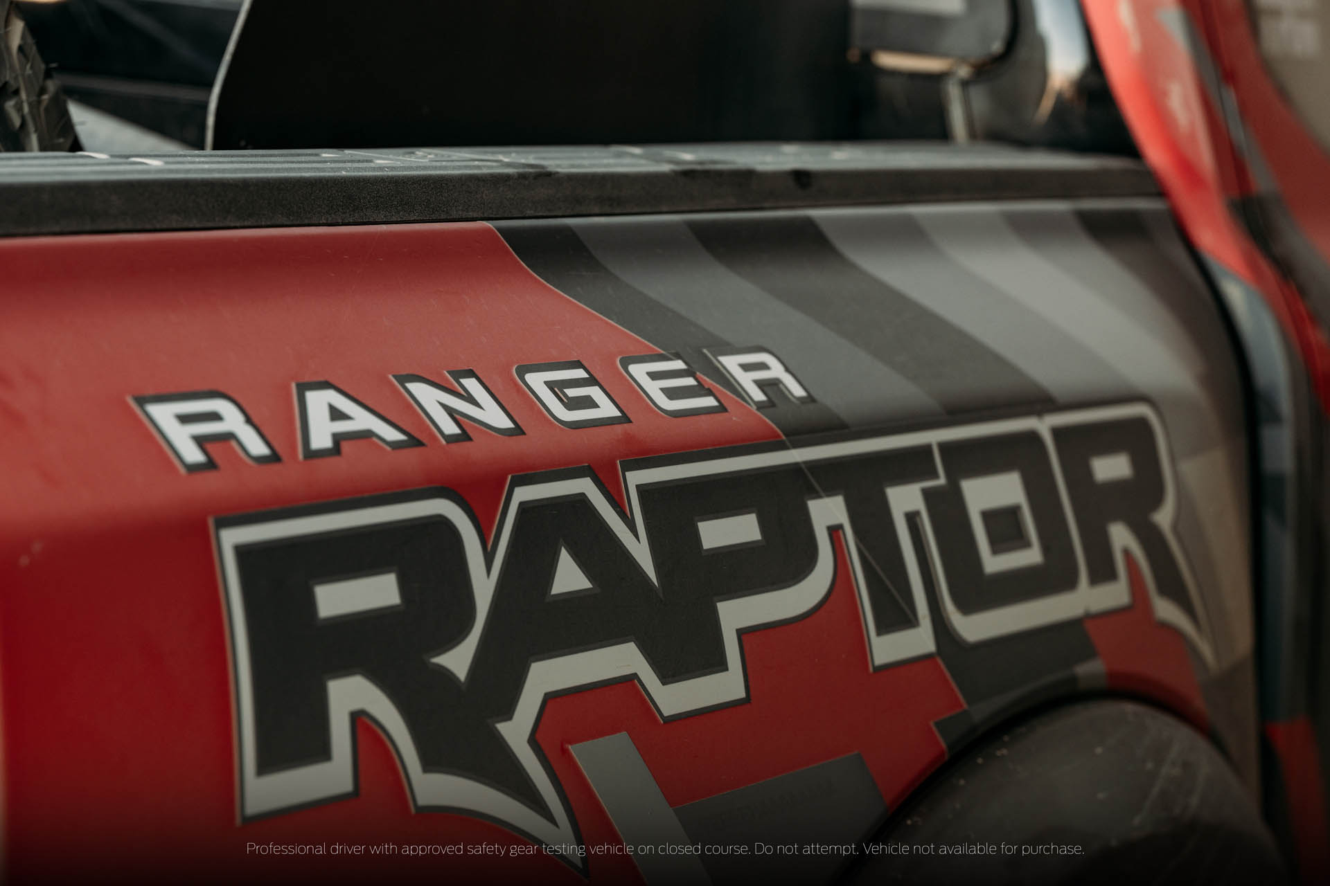 fordRangerRaptor-readytobaja2022d