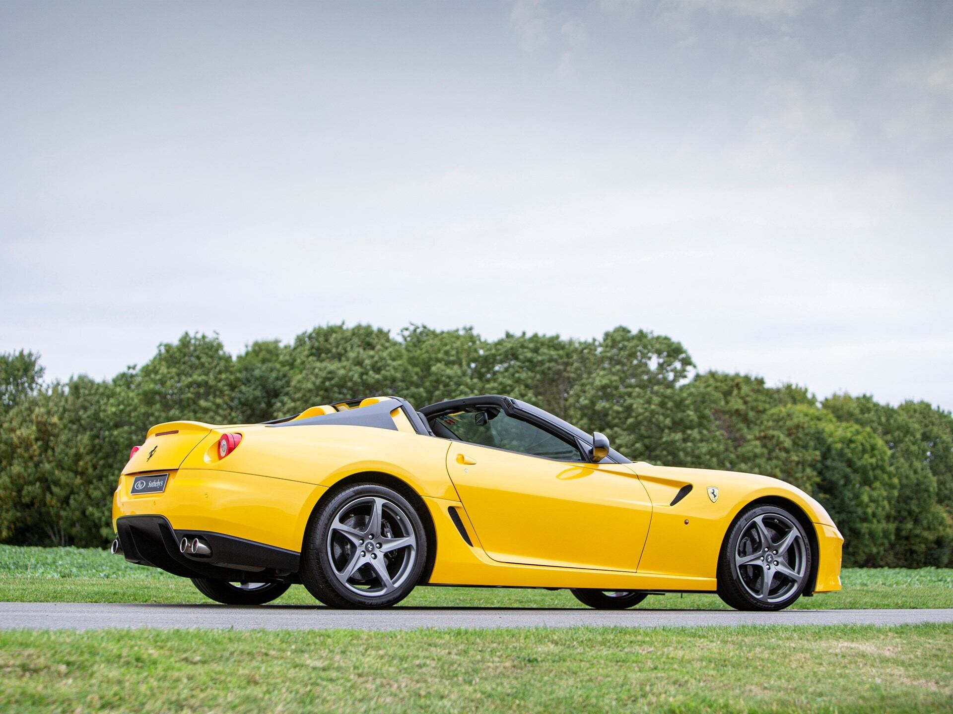 rmsothesbythegranturismocollectionferrari06