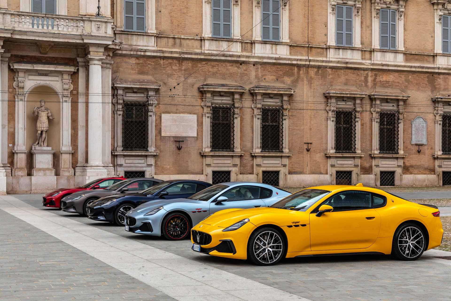 MaseratiGranTurismo-carline-upinModena
