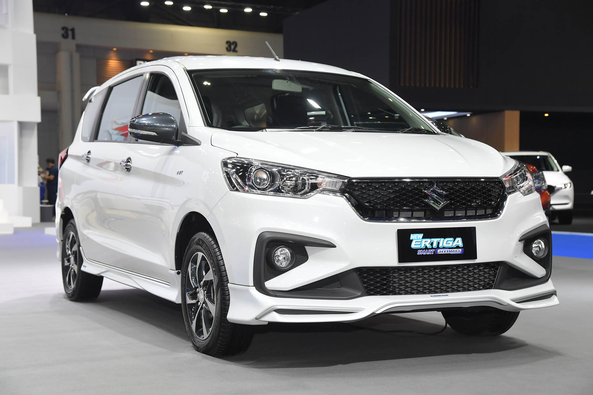 66 03 20 SUZUKI Car 5