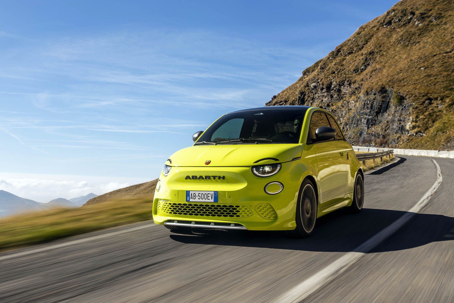 abarth500e09
