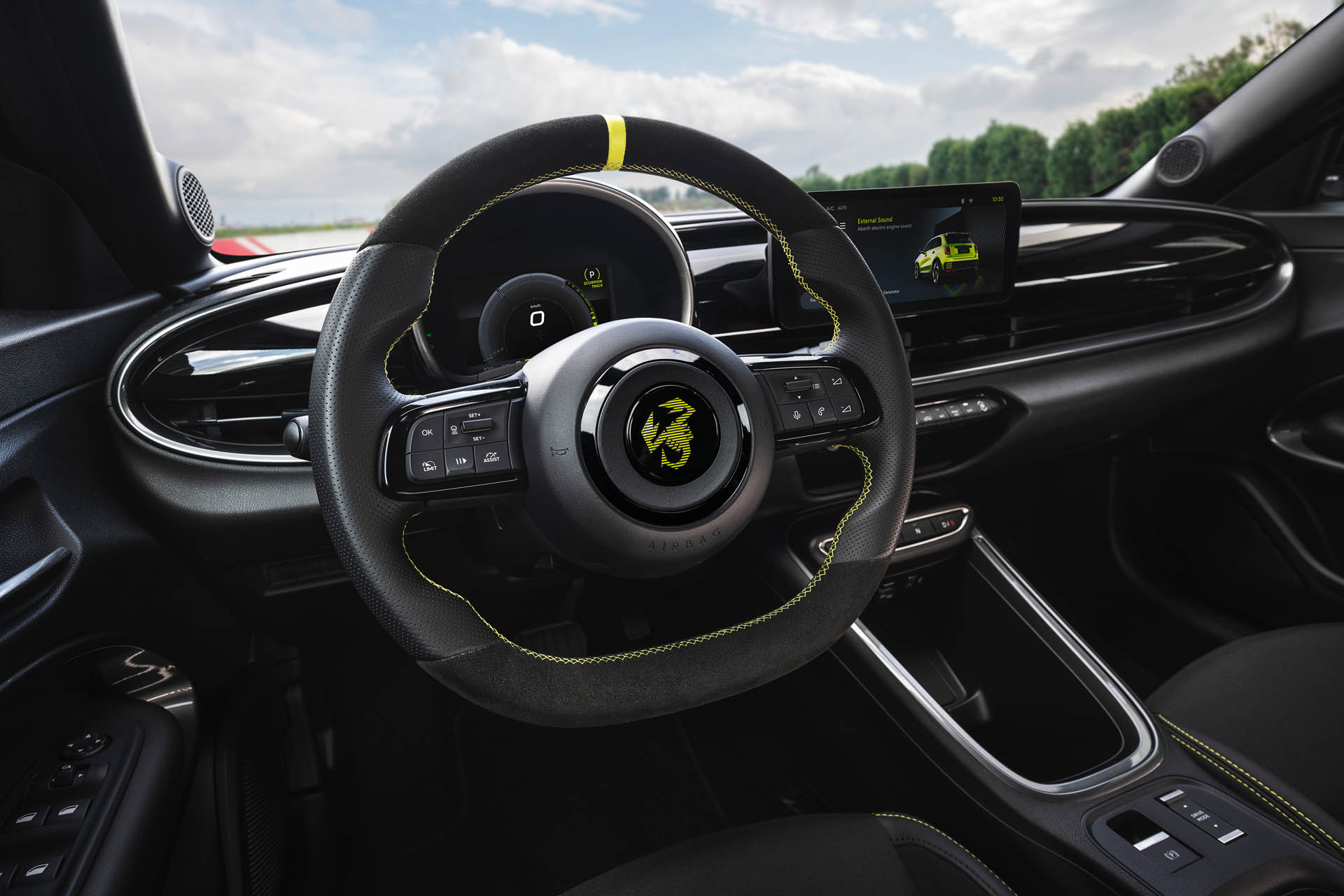 Abarth 600e Turismo 18