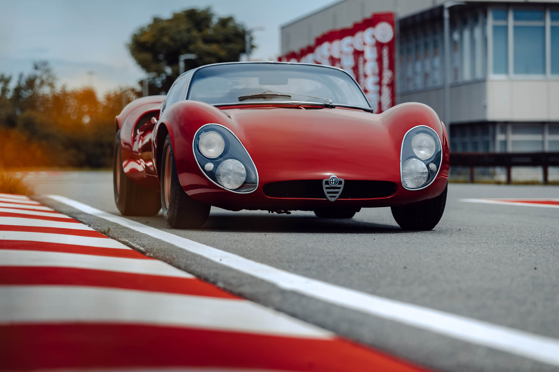 alfa romeo 33 stradale 1967 04