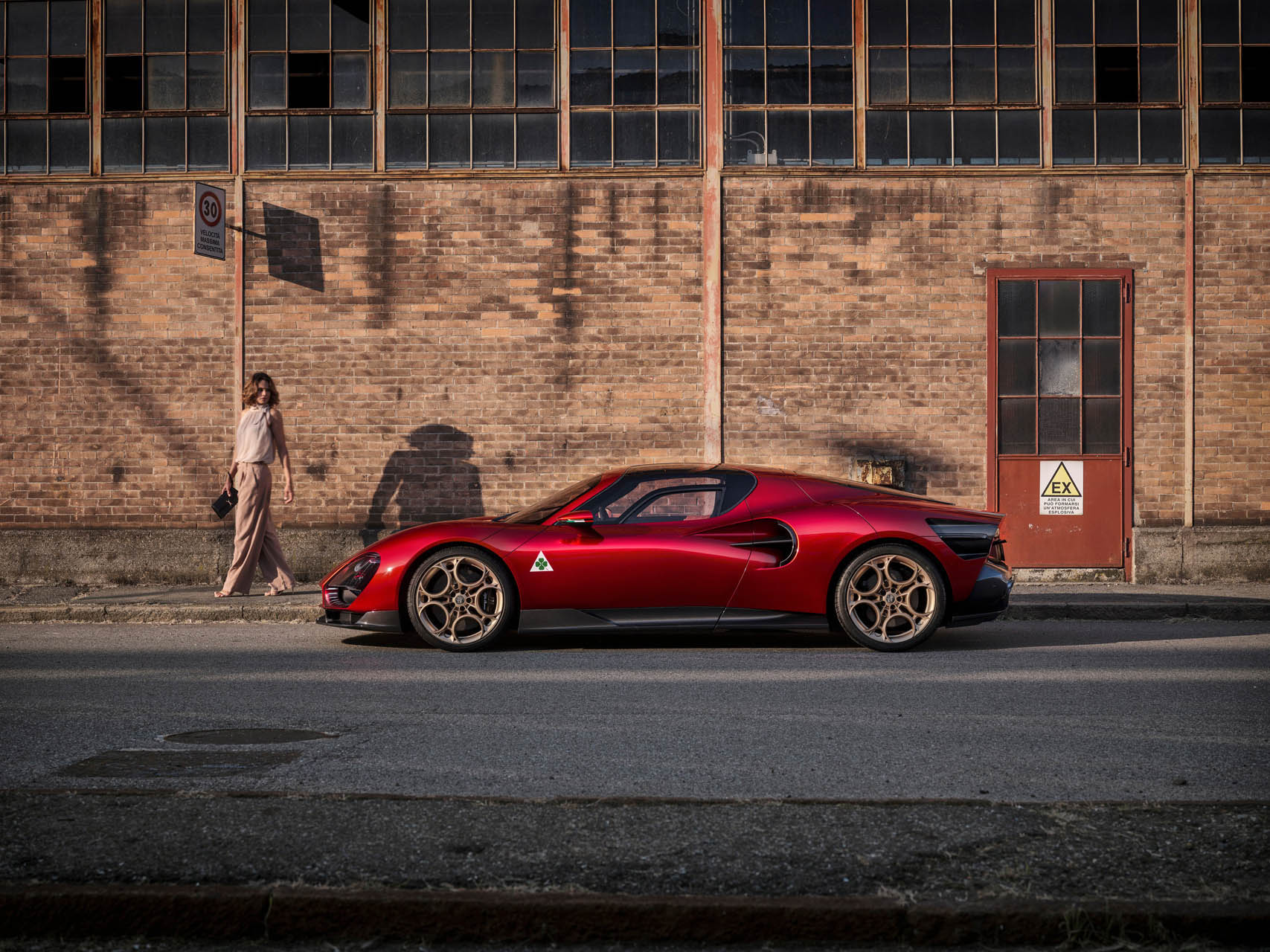 Alfa Romeo 33 Stradale 2023 22