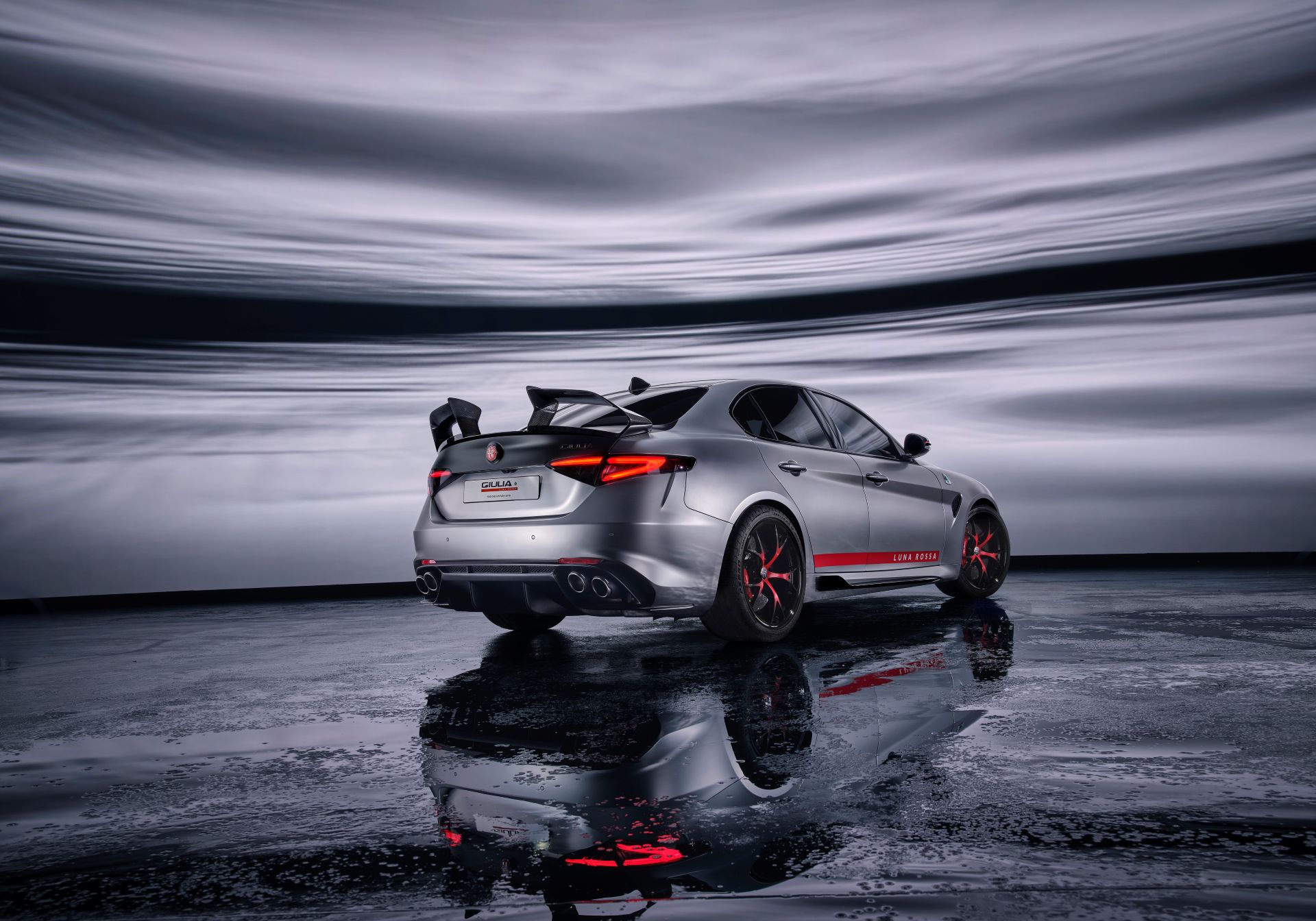 alfa romeo giulia quadrifoglio luna rossa 03