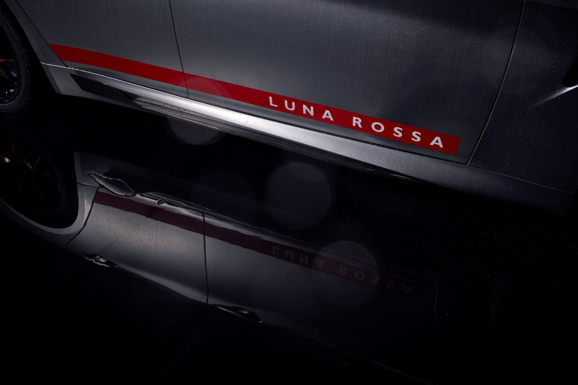 alfa romeo giulia quadrifoglio luna rossa 09