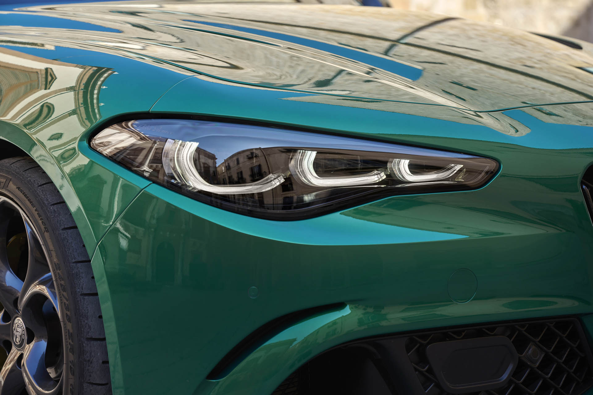 Alfa Romeo Giulia Q 100 Anniversario 08