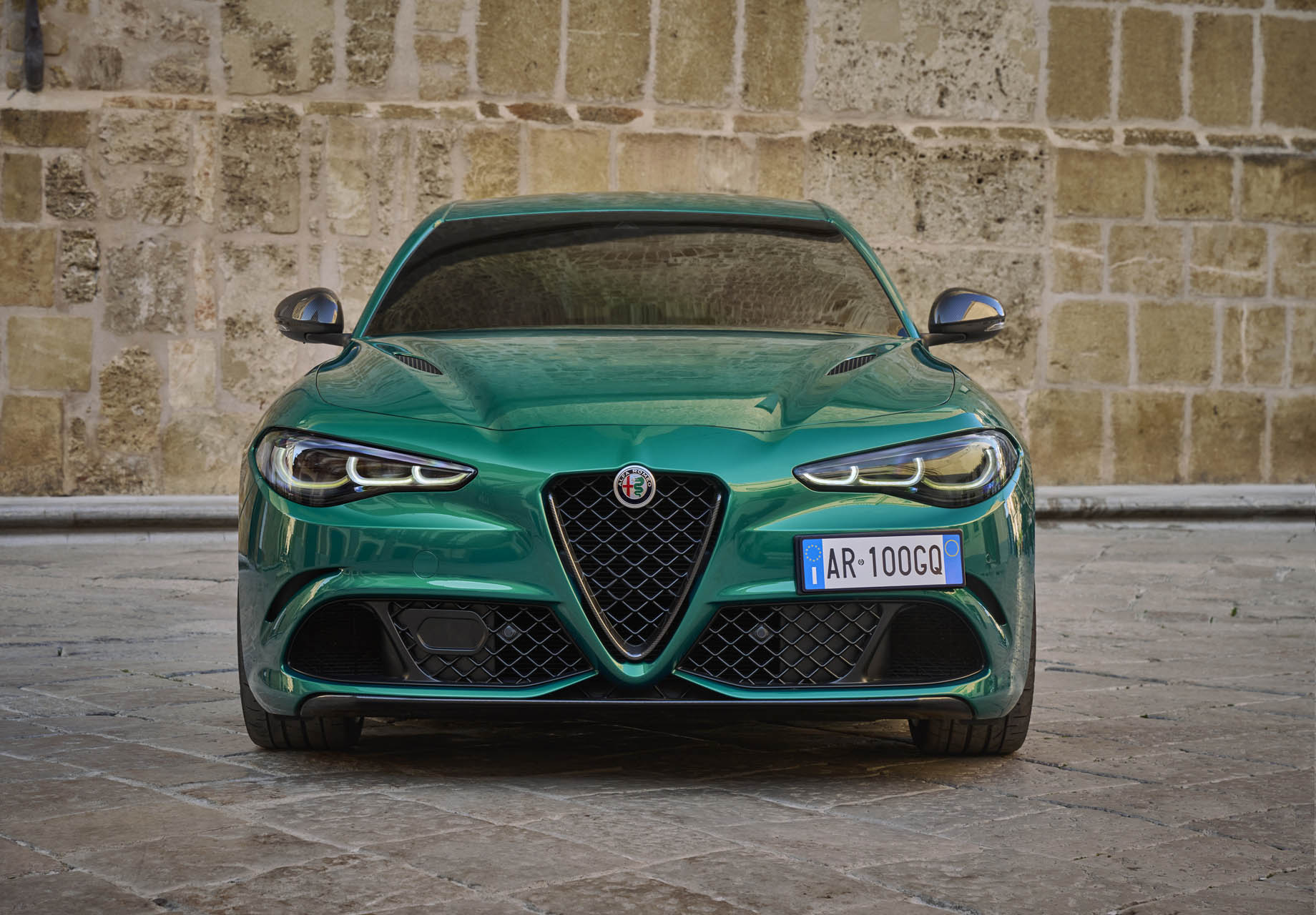 Alfa Romeo Giulia Q 100 Anniversario 14