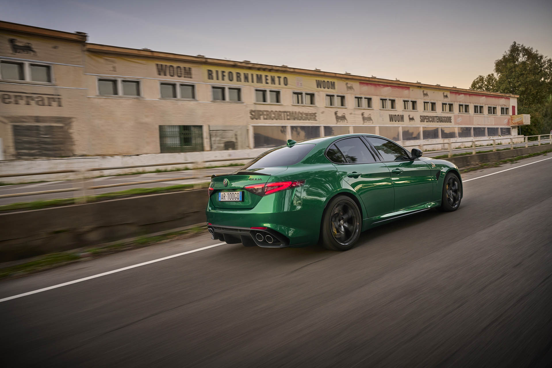 Alfa Romeo Giulia Q 100 Anniversario 16