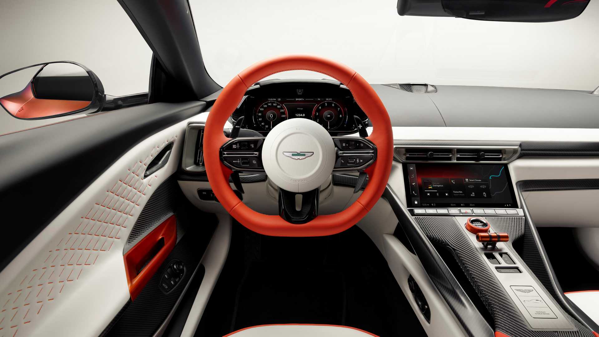 Aston Martin Valen 11
