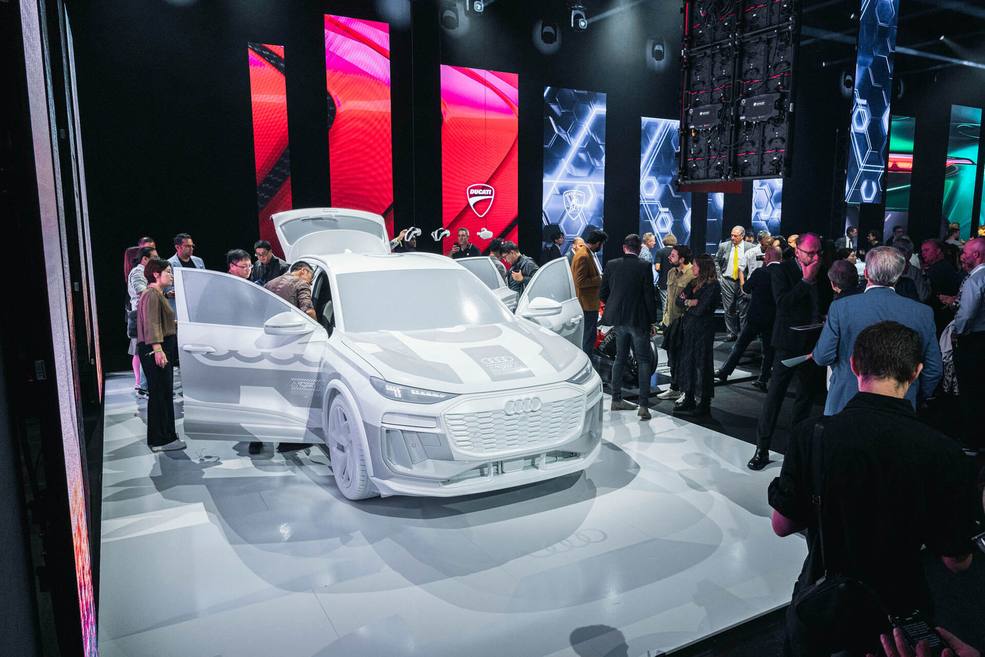 Audi Q6 e-tron prototype