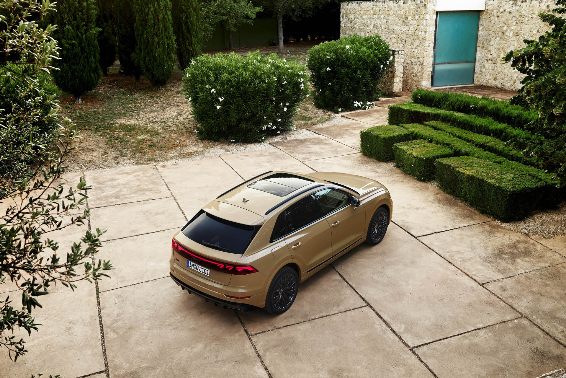 Audi Q8 2023 15
