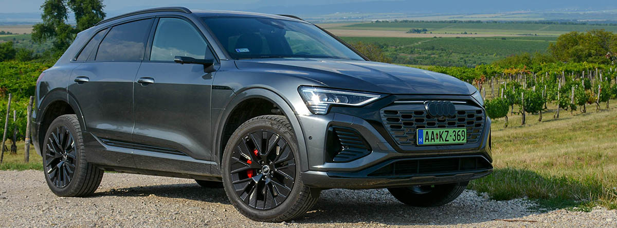 Audi Q8 e-tron S-Line 55 quattro nyito