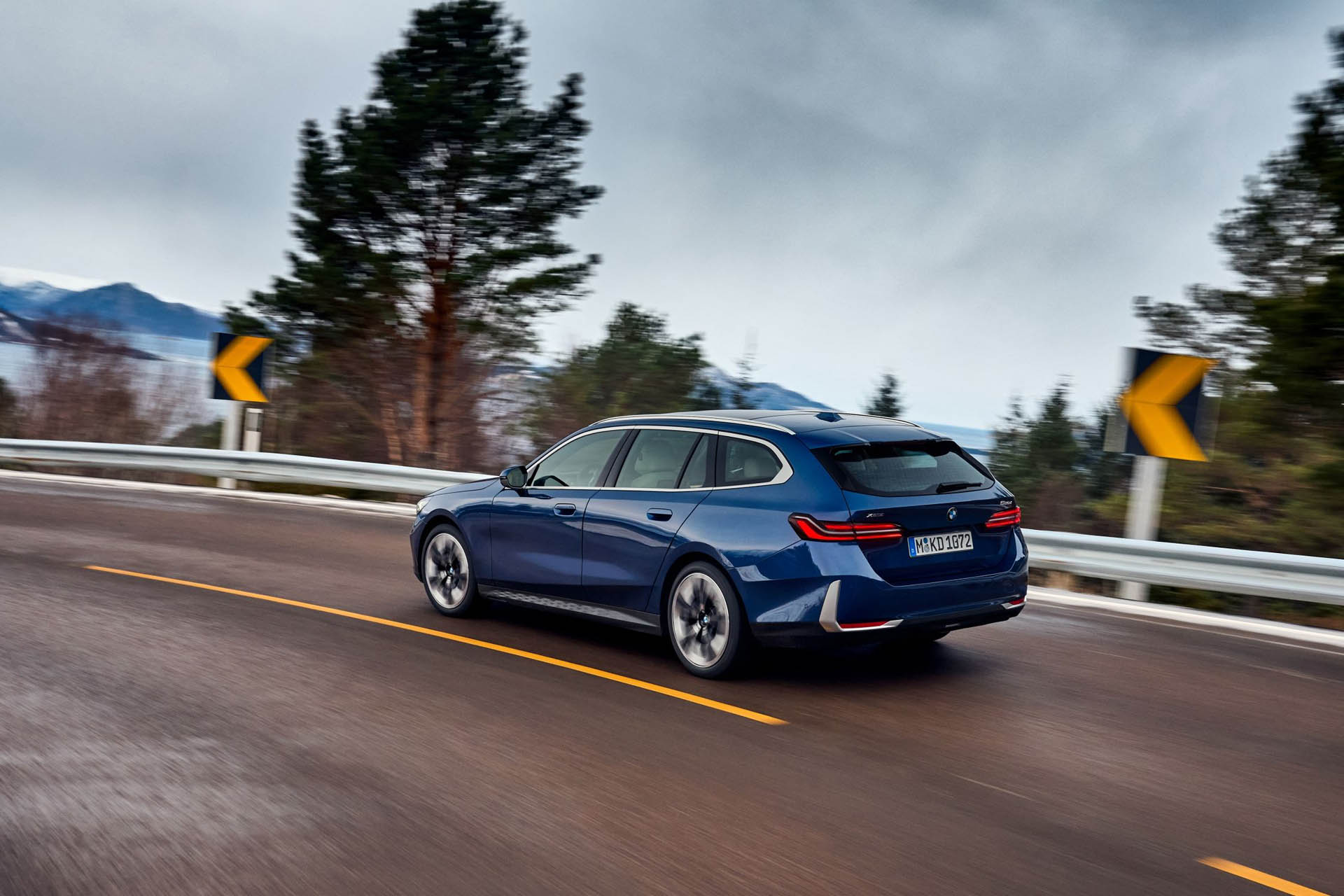 BMW 5 Touring 01