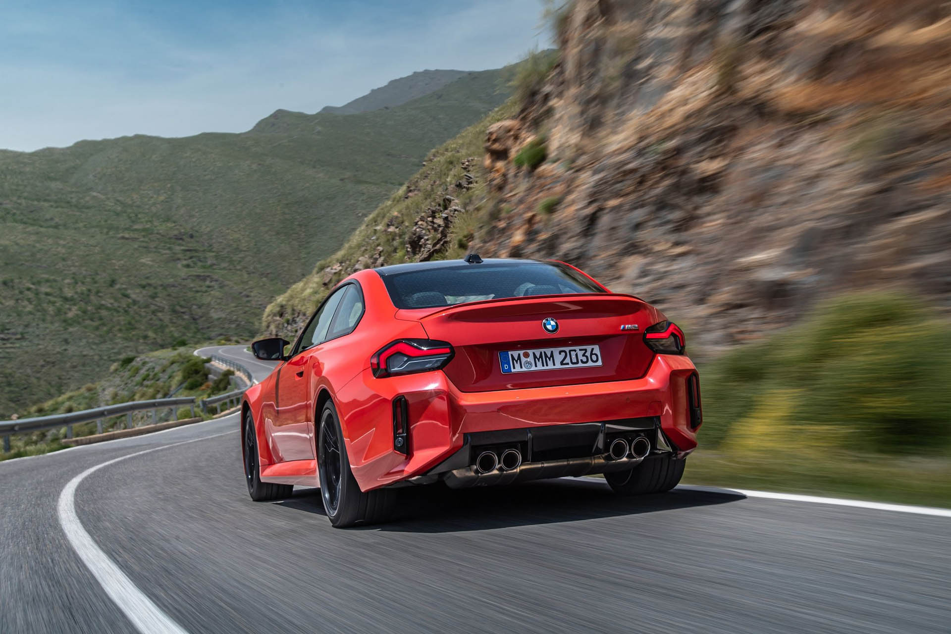 bmwm2-202202