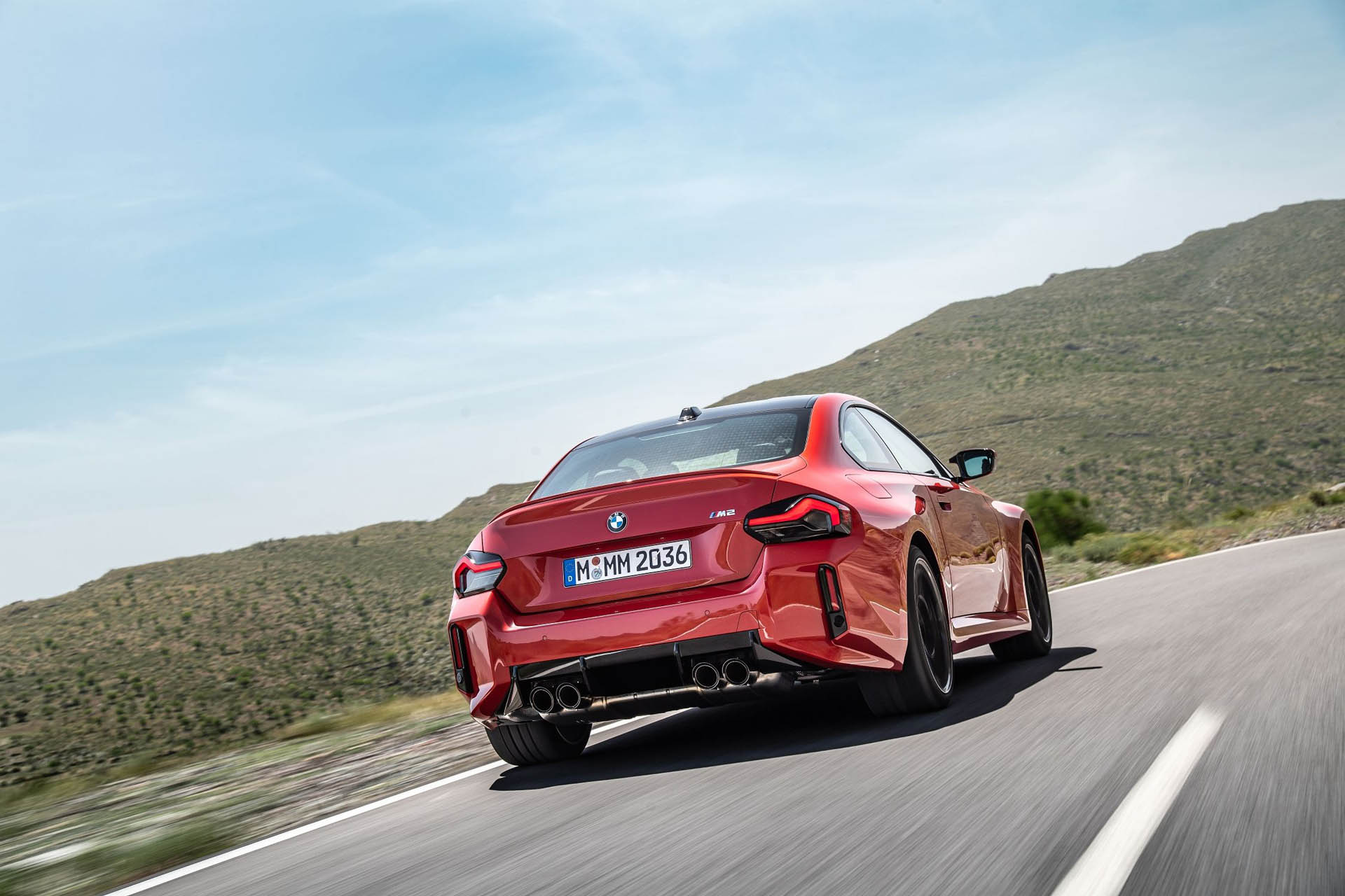 bmwm2-2022dz01