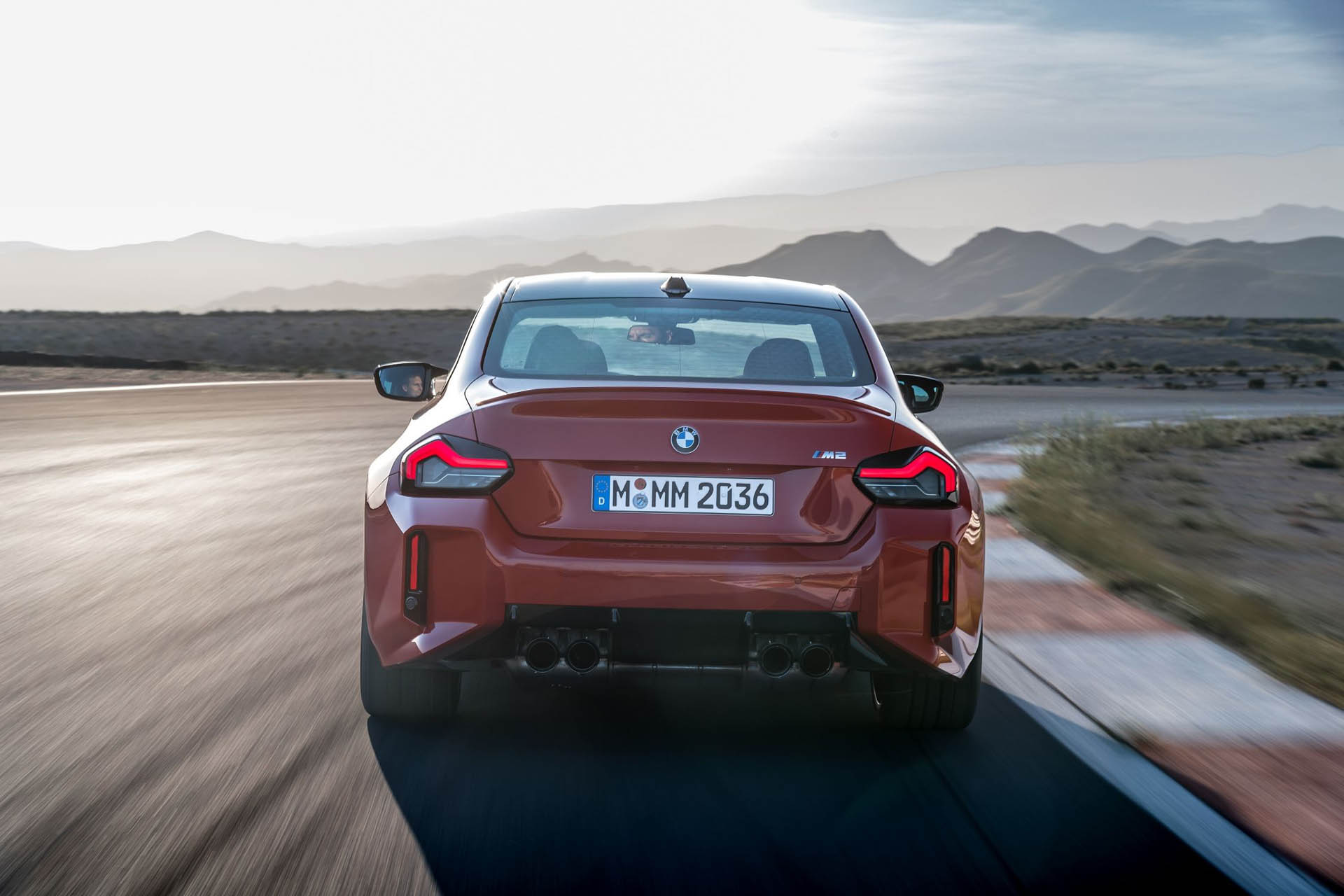 bmwm2-2022y