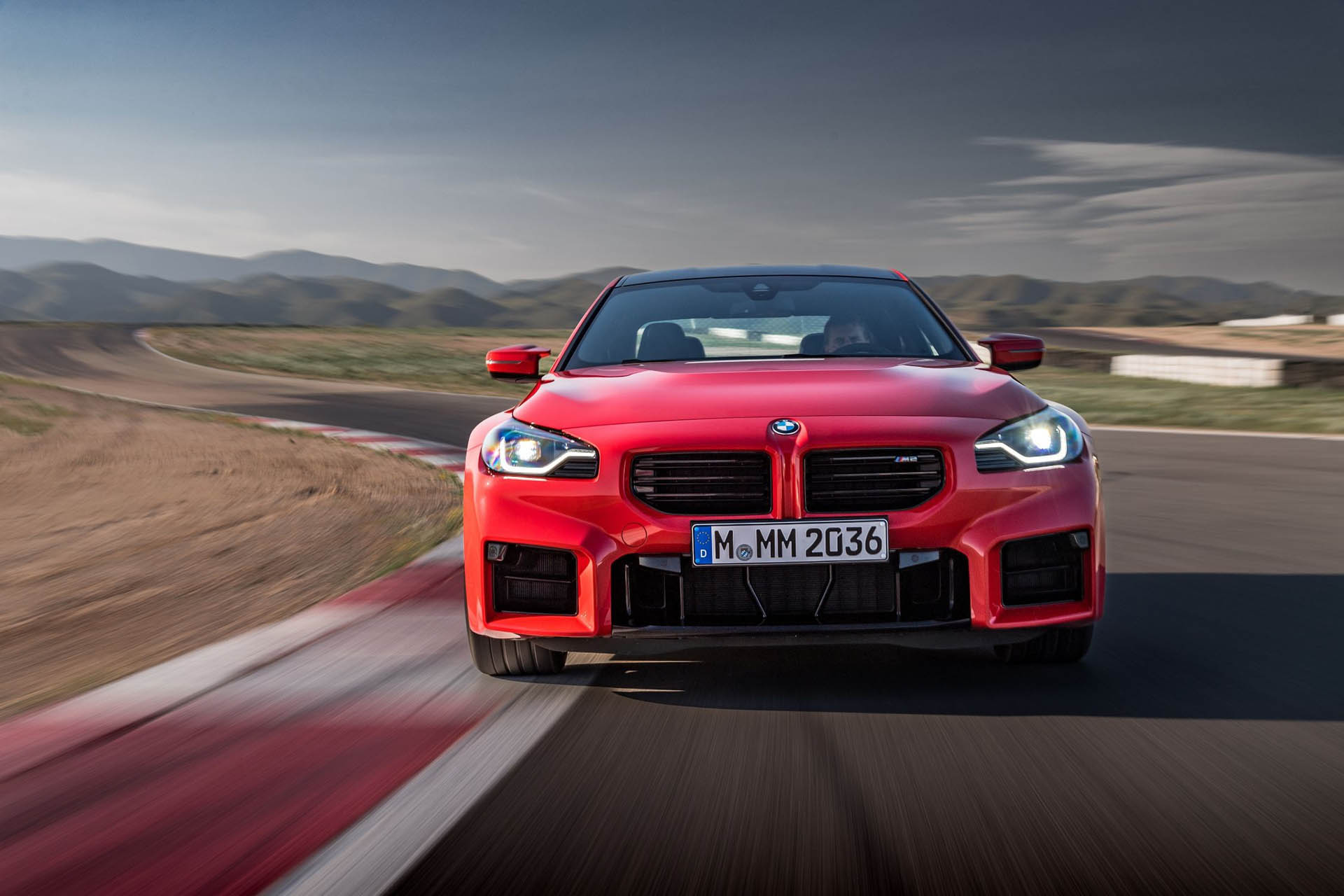 bmwm2-2022z01