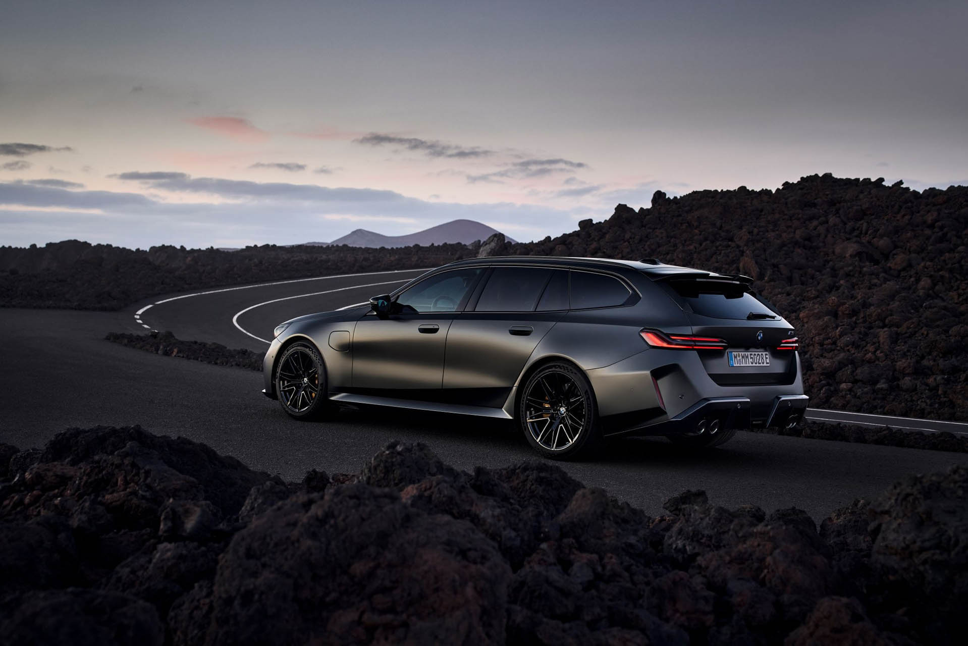 BMW M5 Touring 2024 14