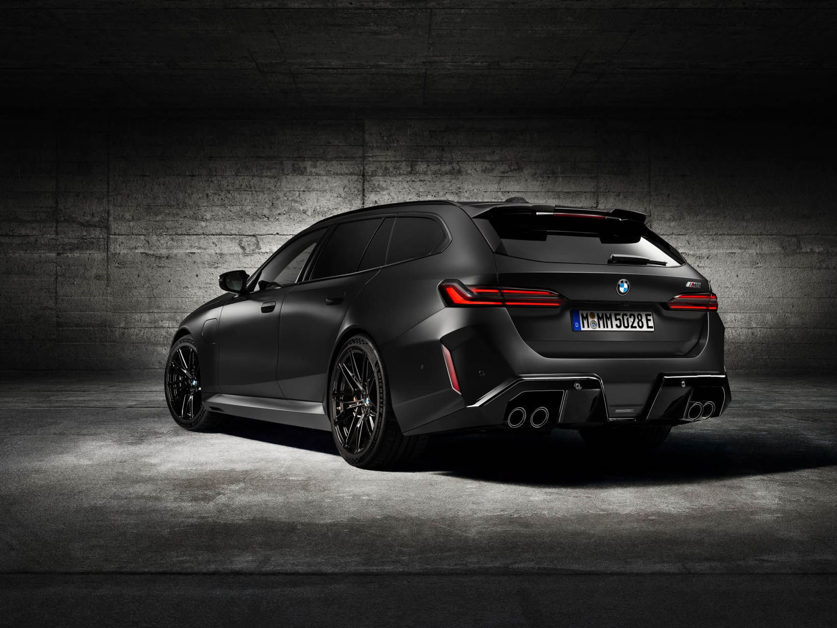 P90564525-lowRes