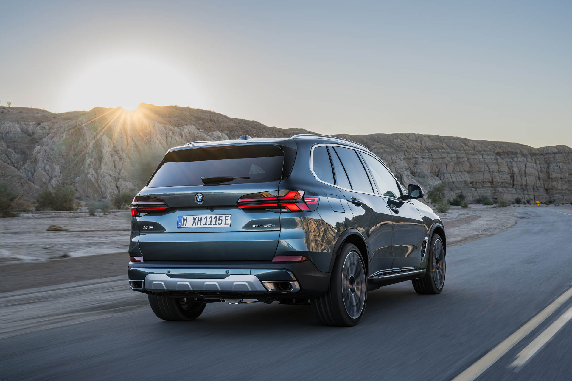 bmwx5-2023g