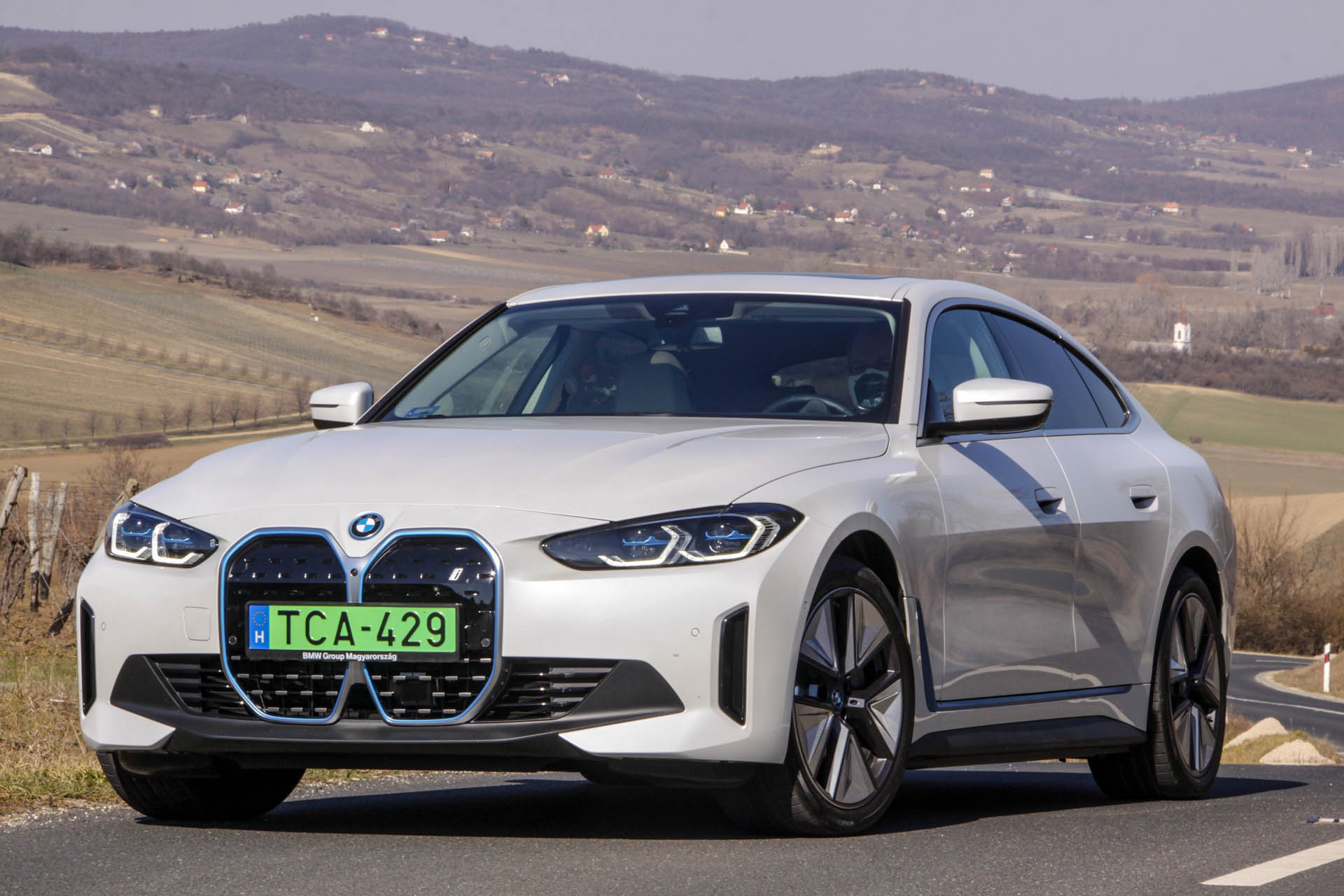 bmwi4edrive40ny