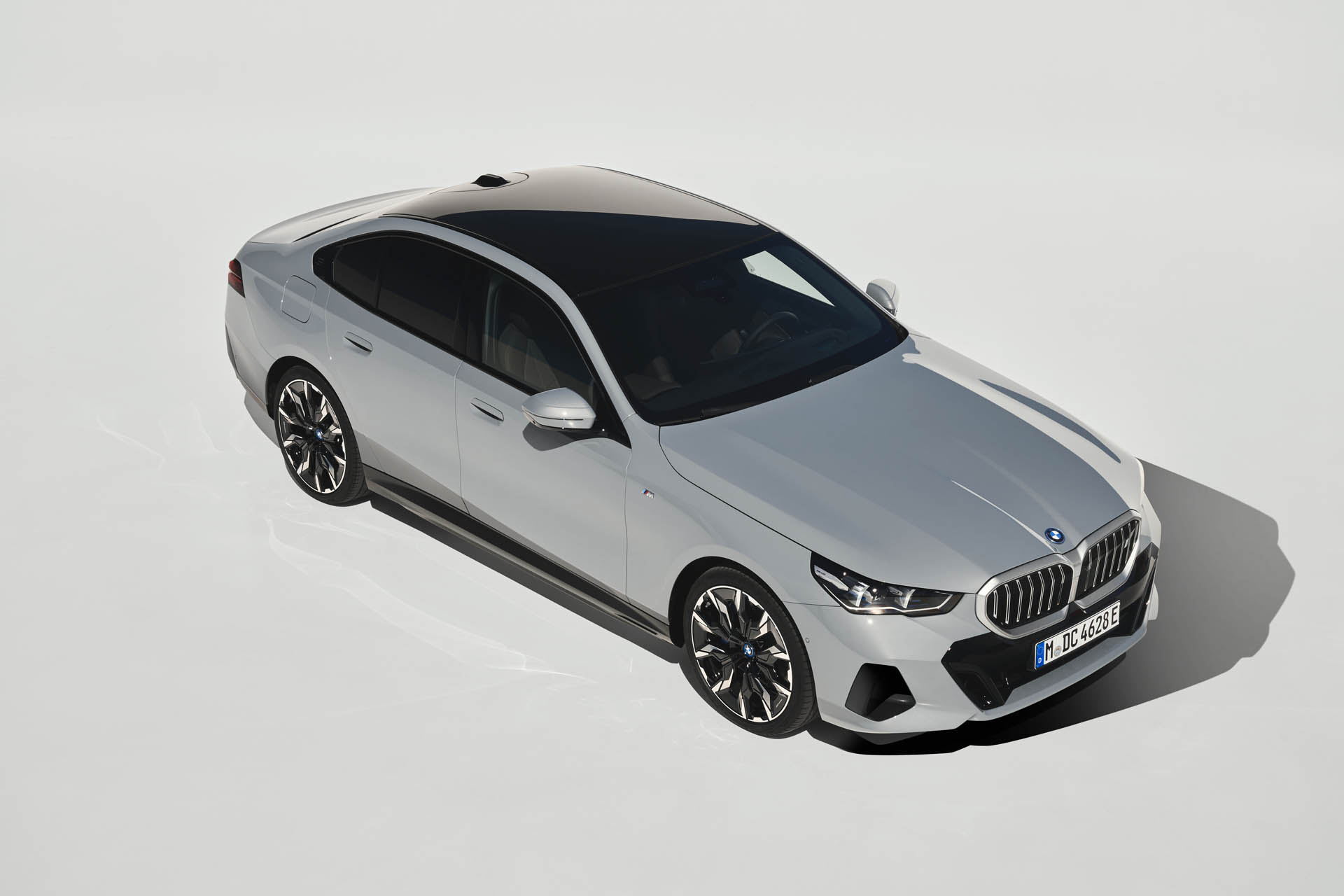 BMW i5 eDrive40 06