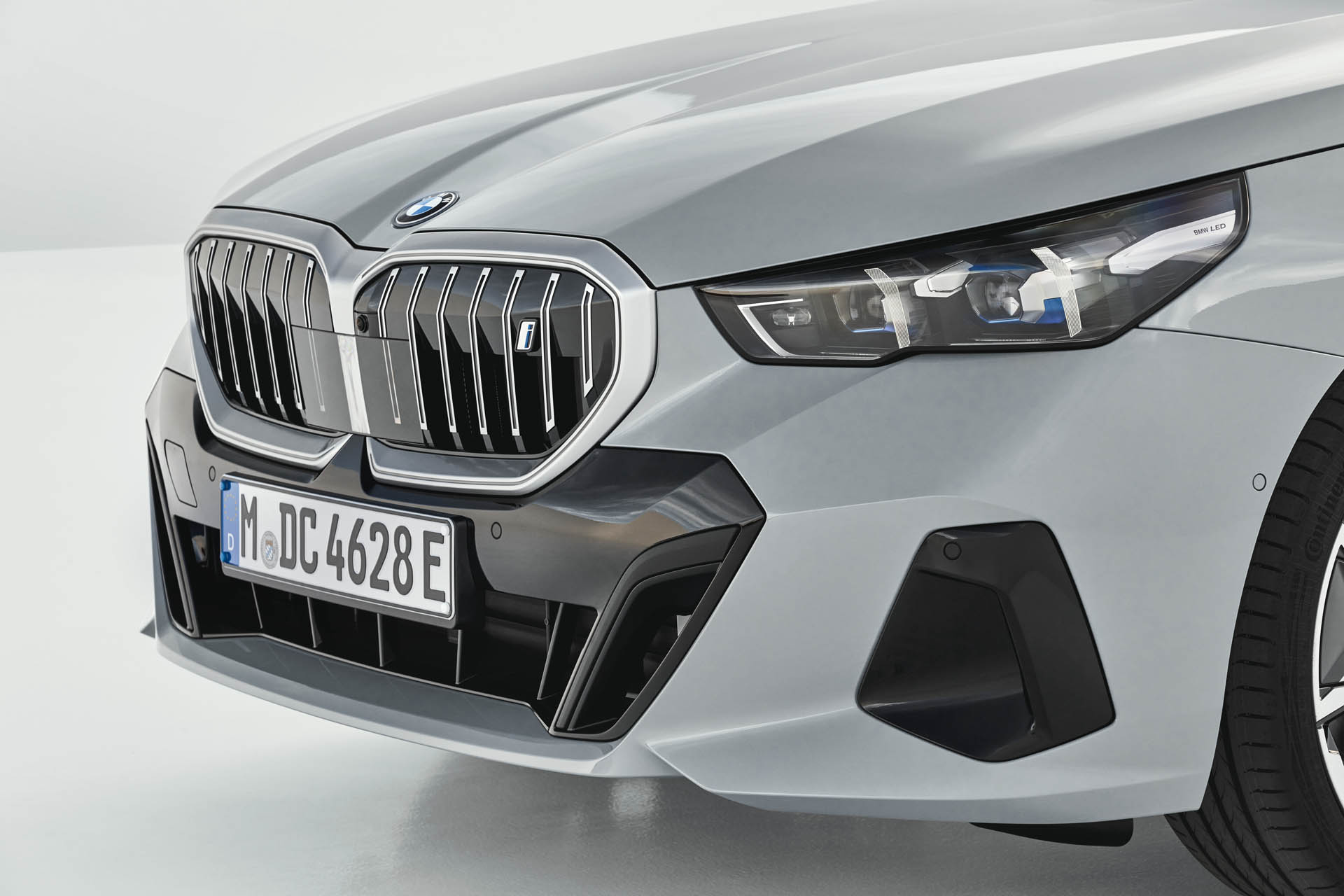 BMW i5 eDrive40 22