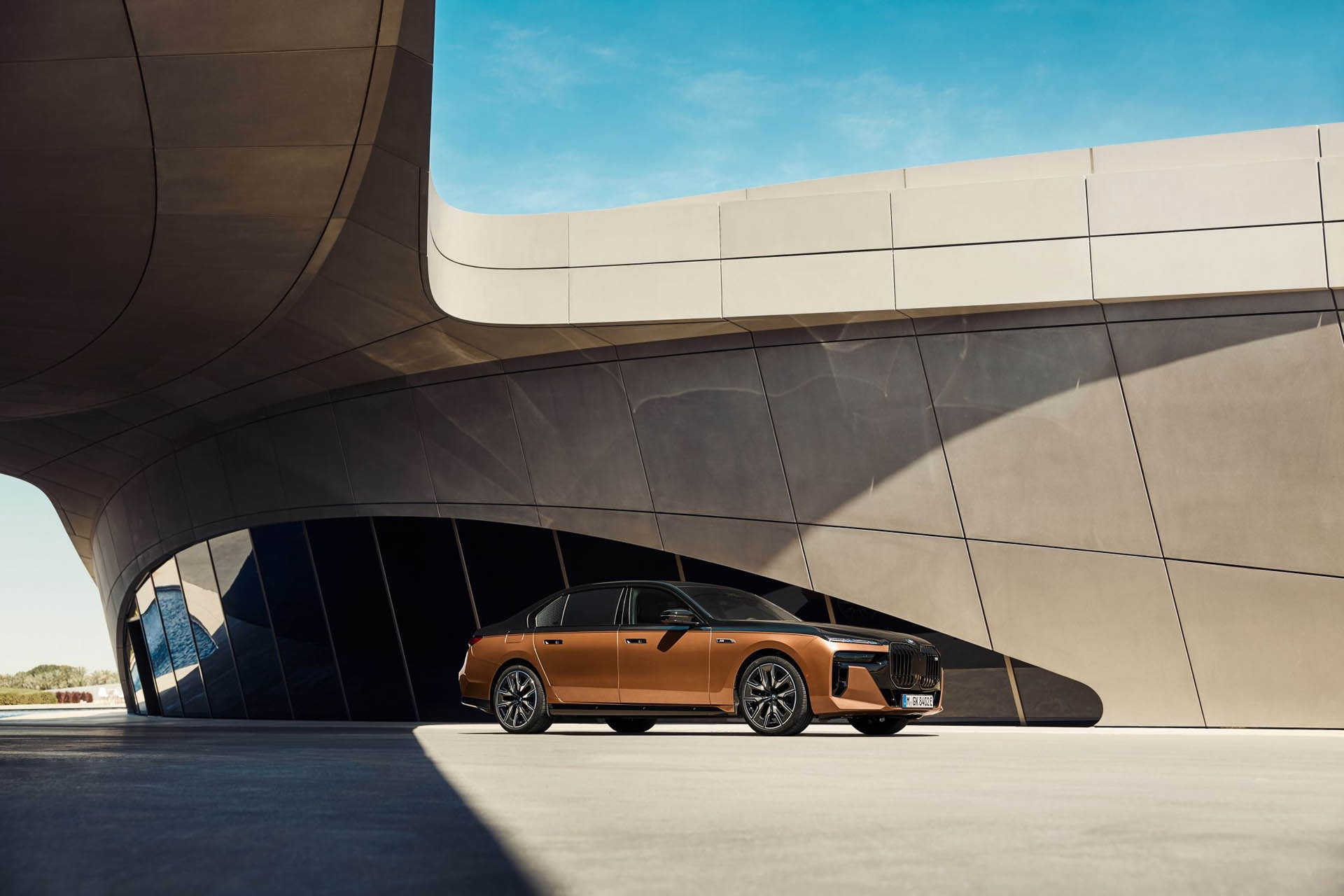 BMW i7 M70 xDrive 13