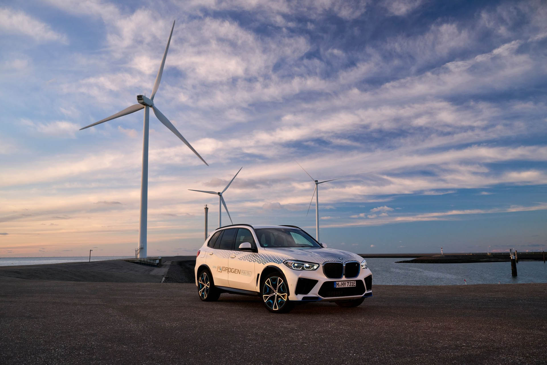 BMW iX5 Hydrogen 26