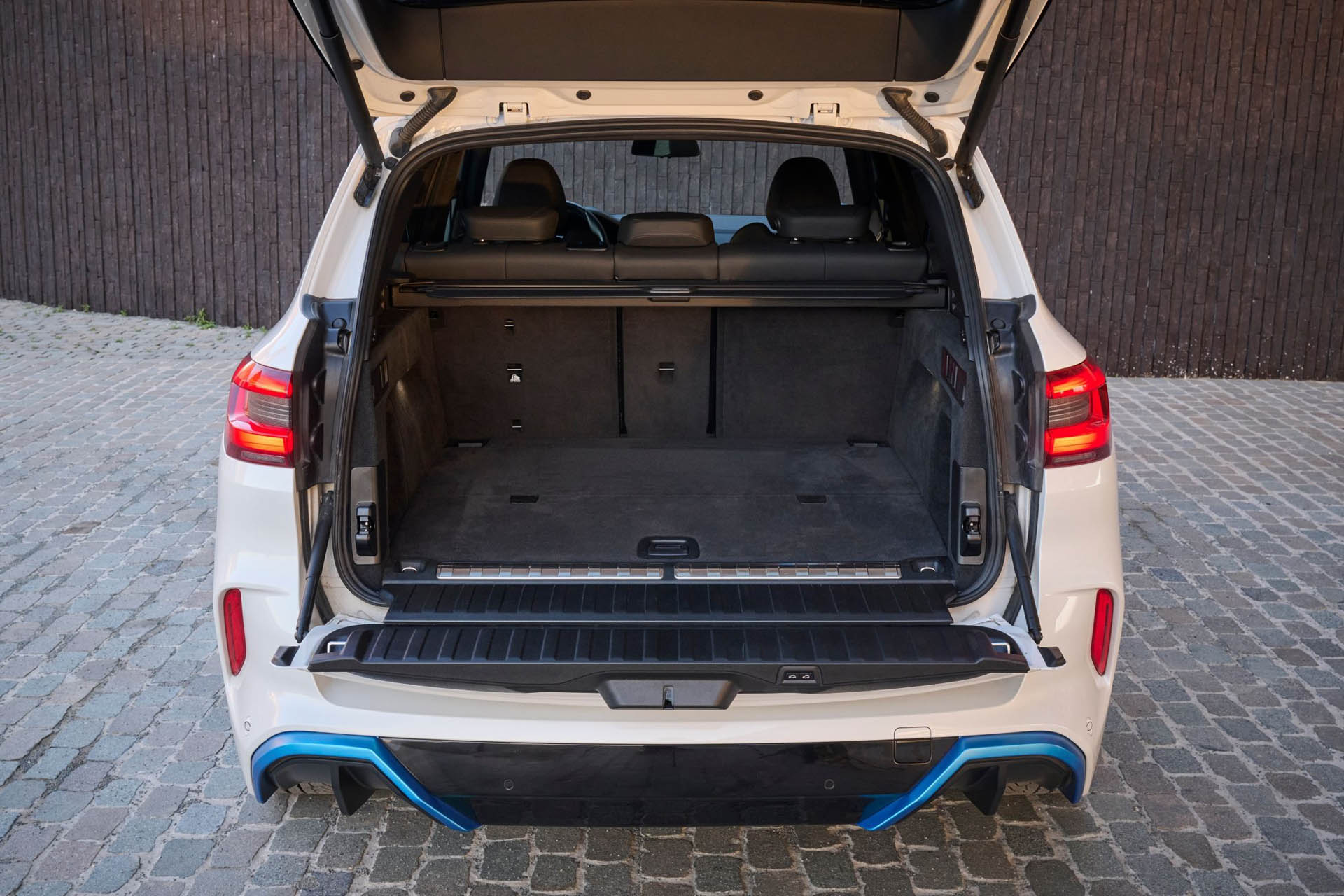 BMW iX5 Hydrogen 57