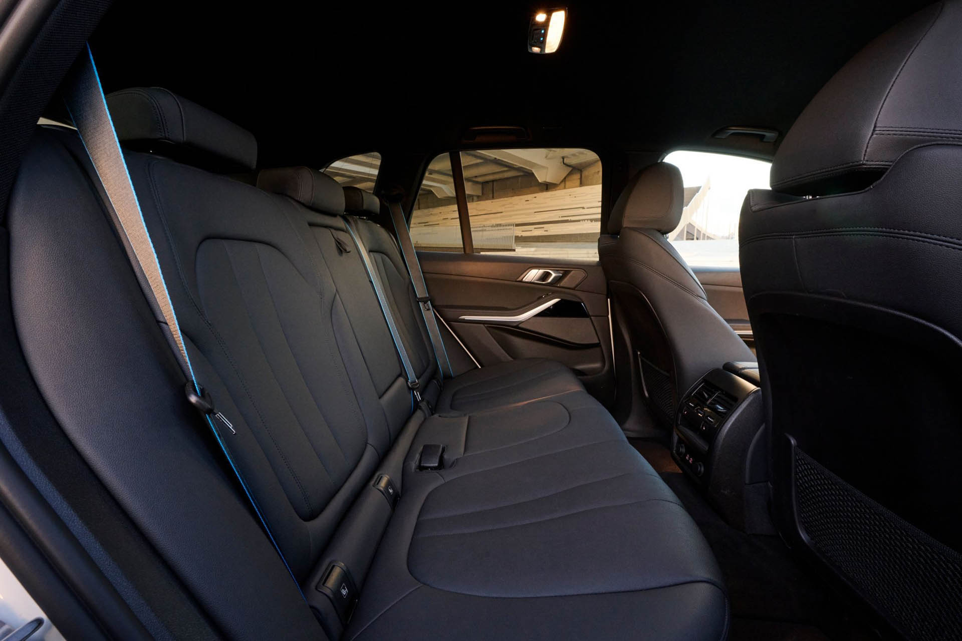BMW iX5 Hydrogen 68