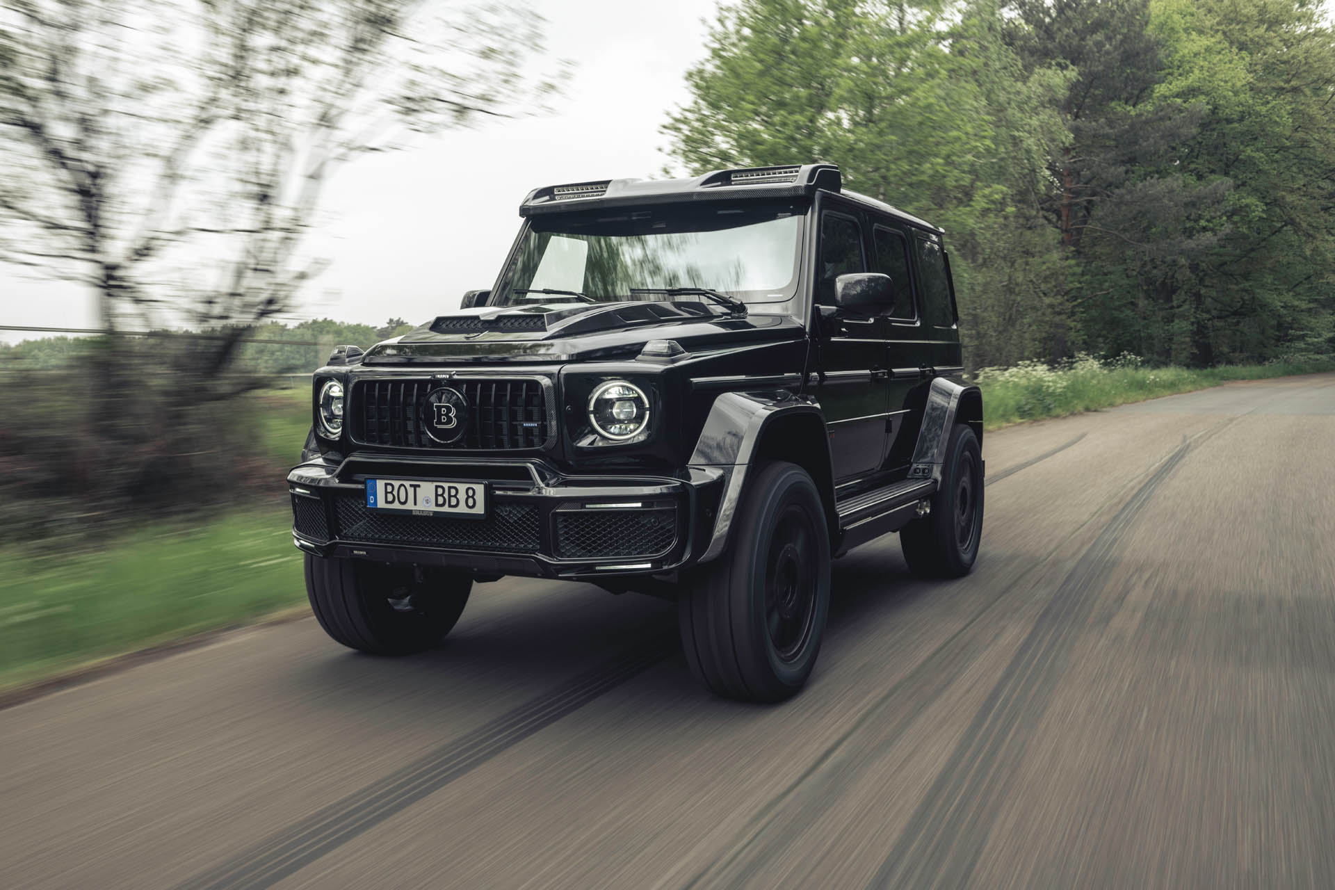 BRABUS 800 4x4 Superblack 12