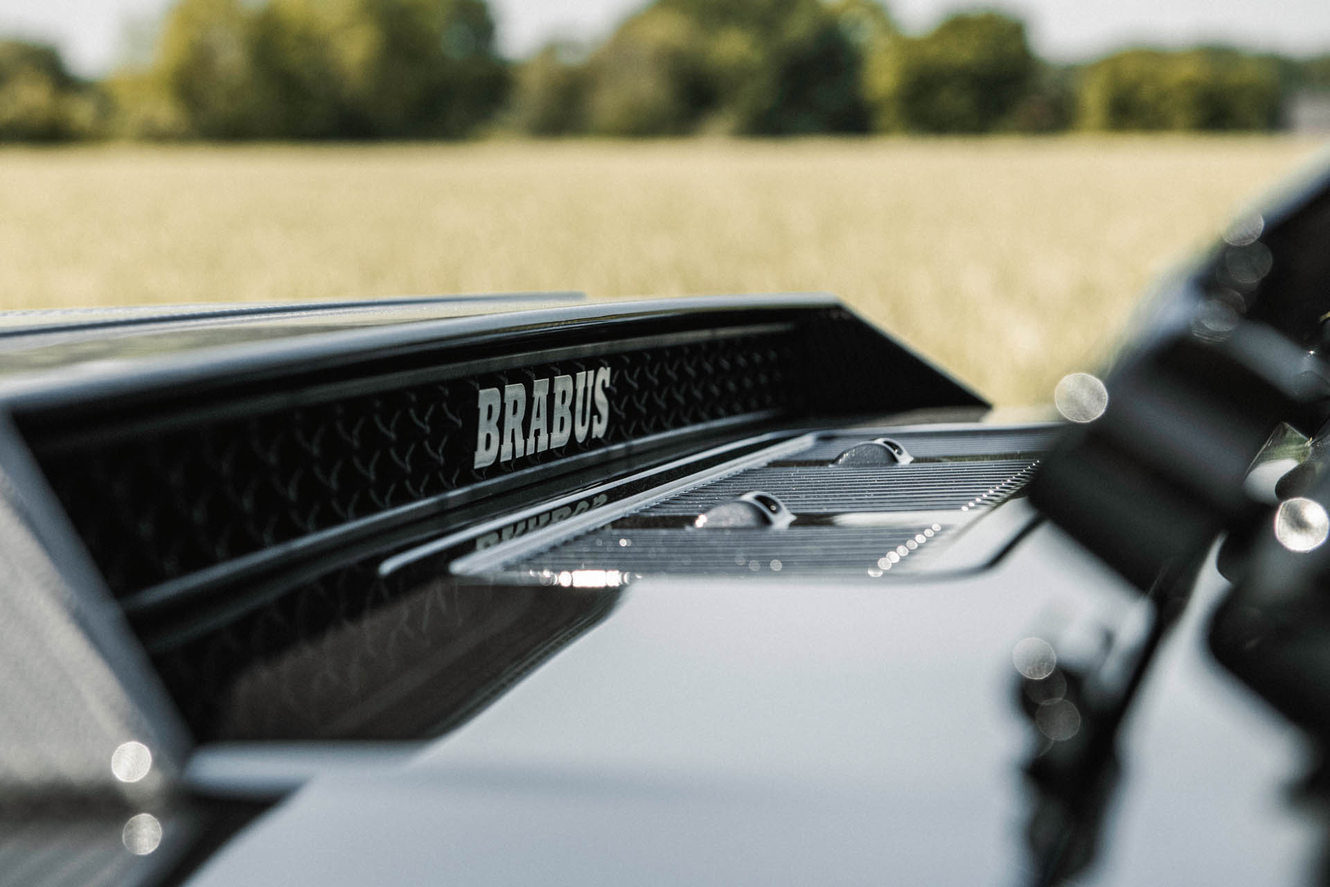 BRABUS 800 4x4 Superblack 34