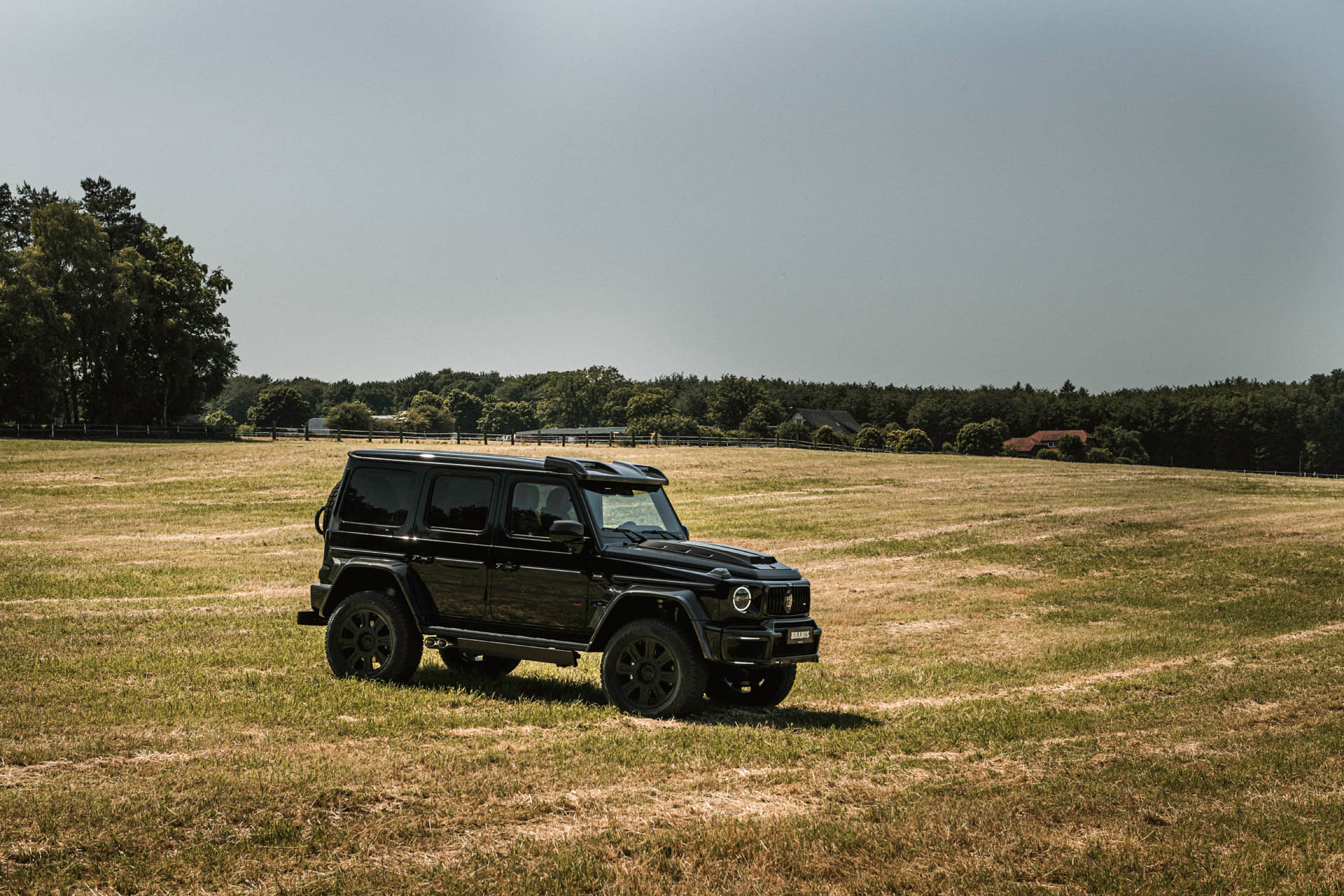 BRABUS 800 4x4 Superblack 68