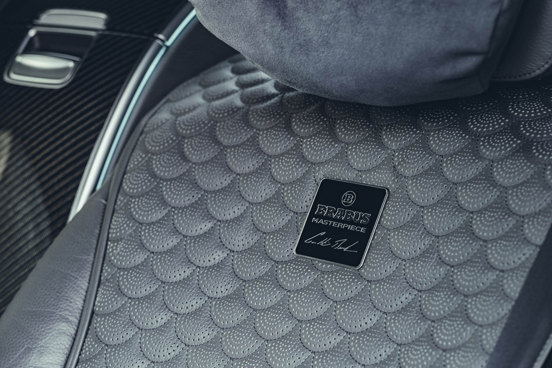 BRABUS 850 Maybach 33