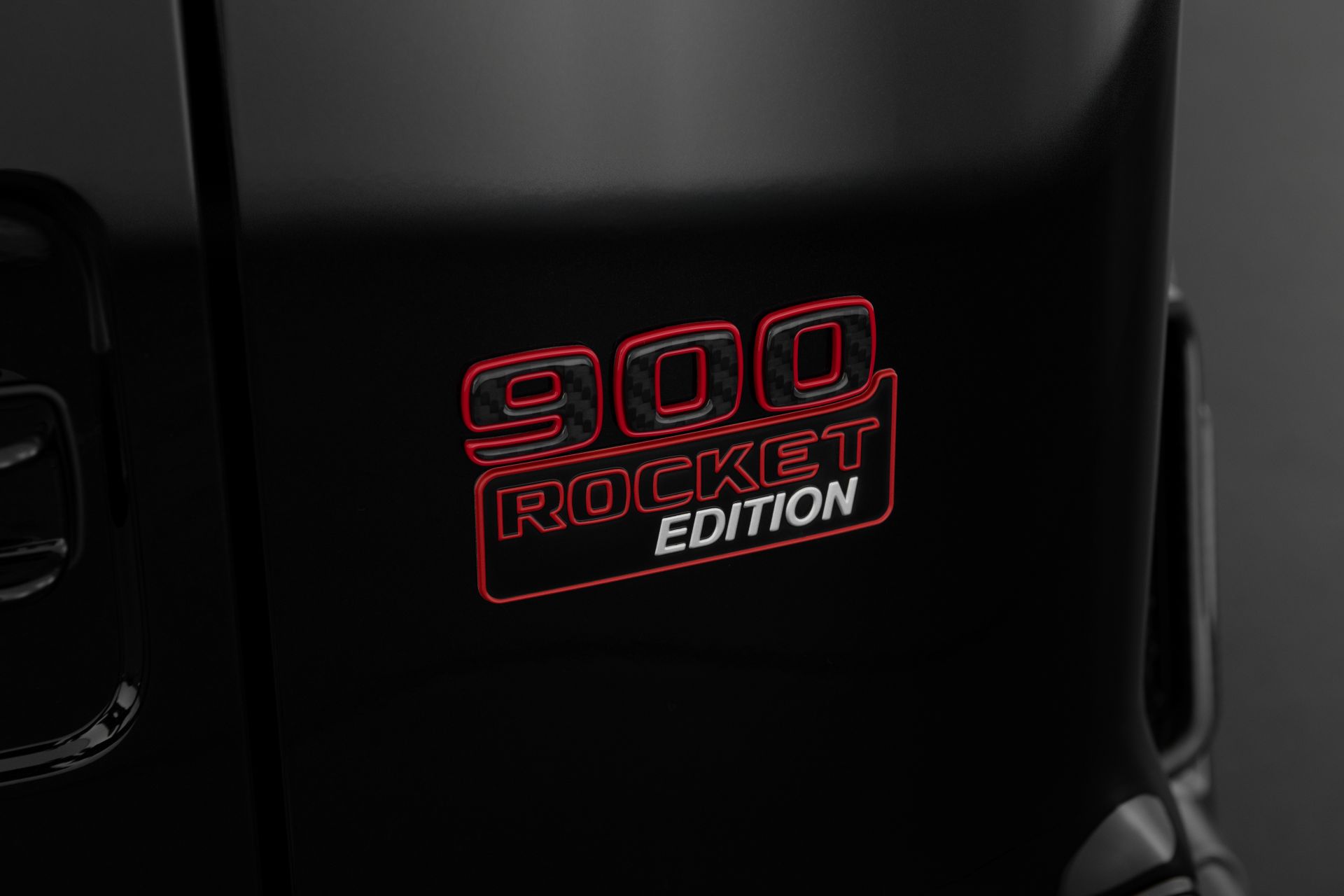BRABUS 900 ROCKET EDITION black W465 Studio 17