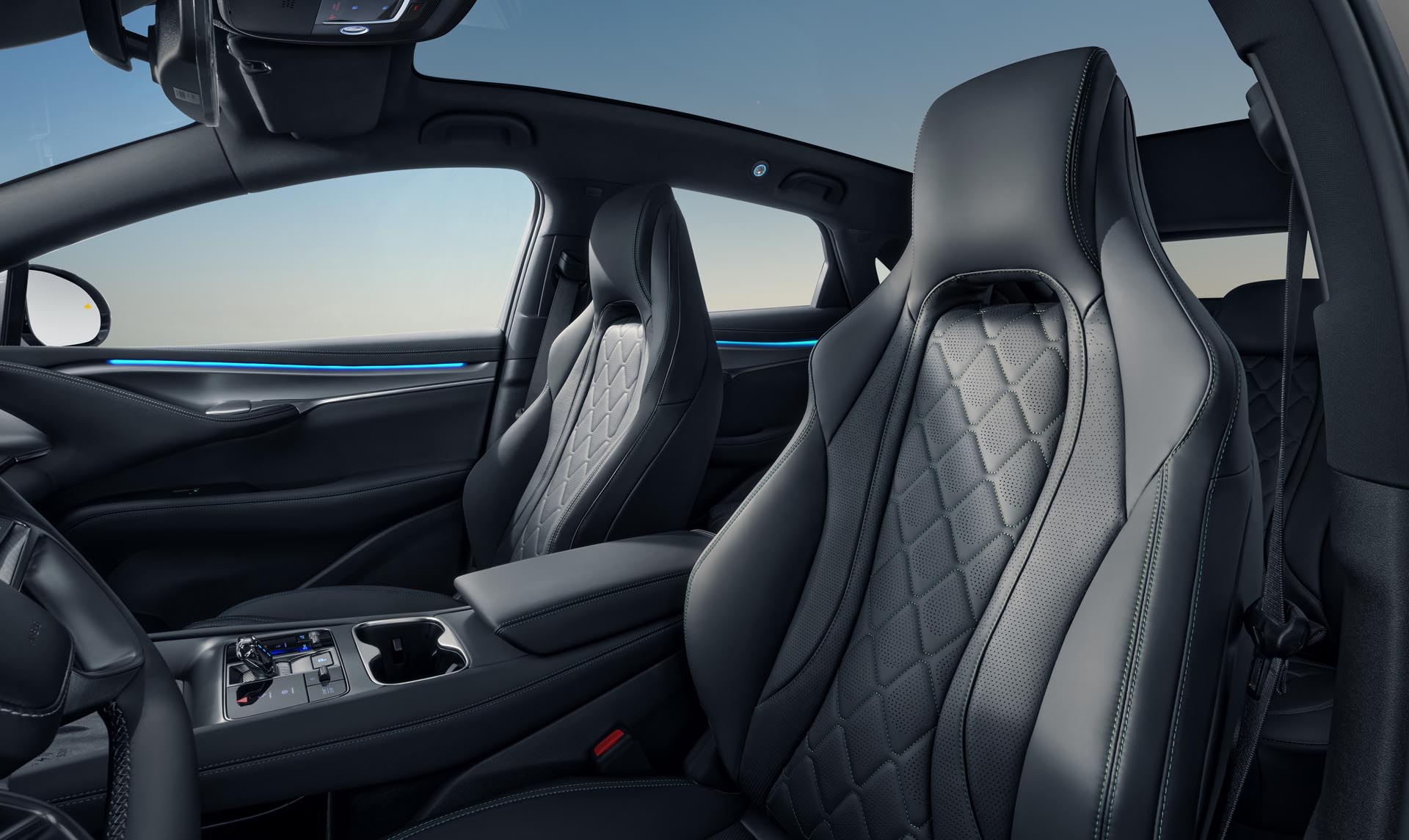 Interior 5