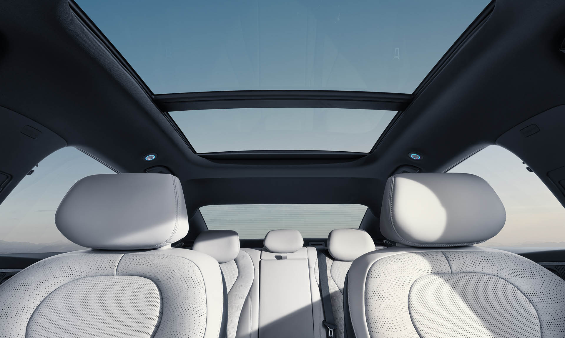 06SEAL 6-DM-i LHD Interior BlackGrey skylight download JPG 5000PX RGB