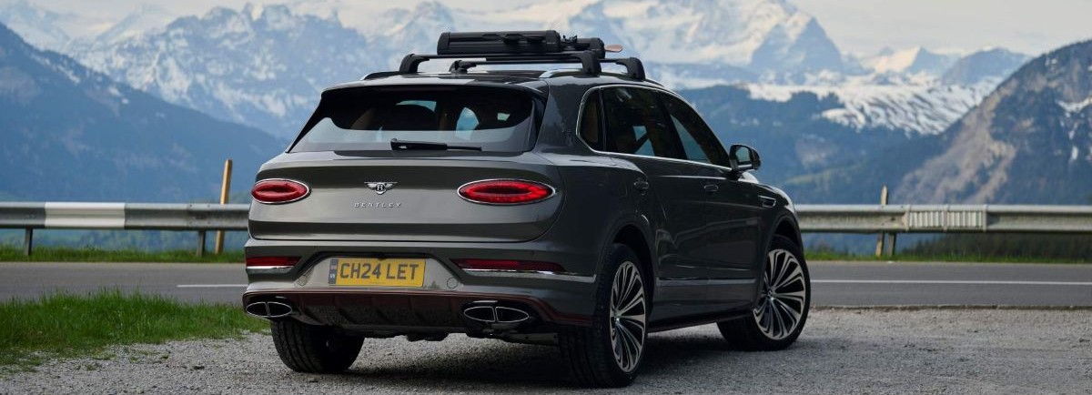bentley bentayga Gstaad Guy Chalet Car - nyito