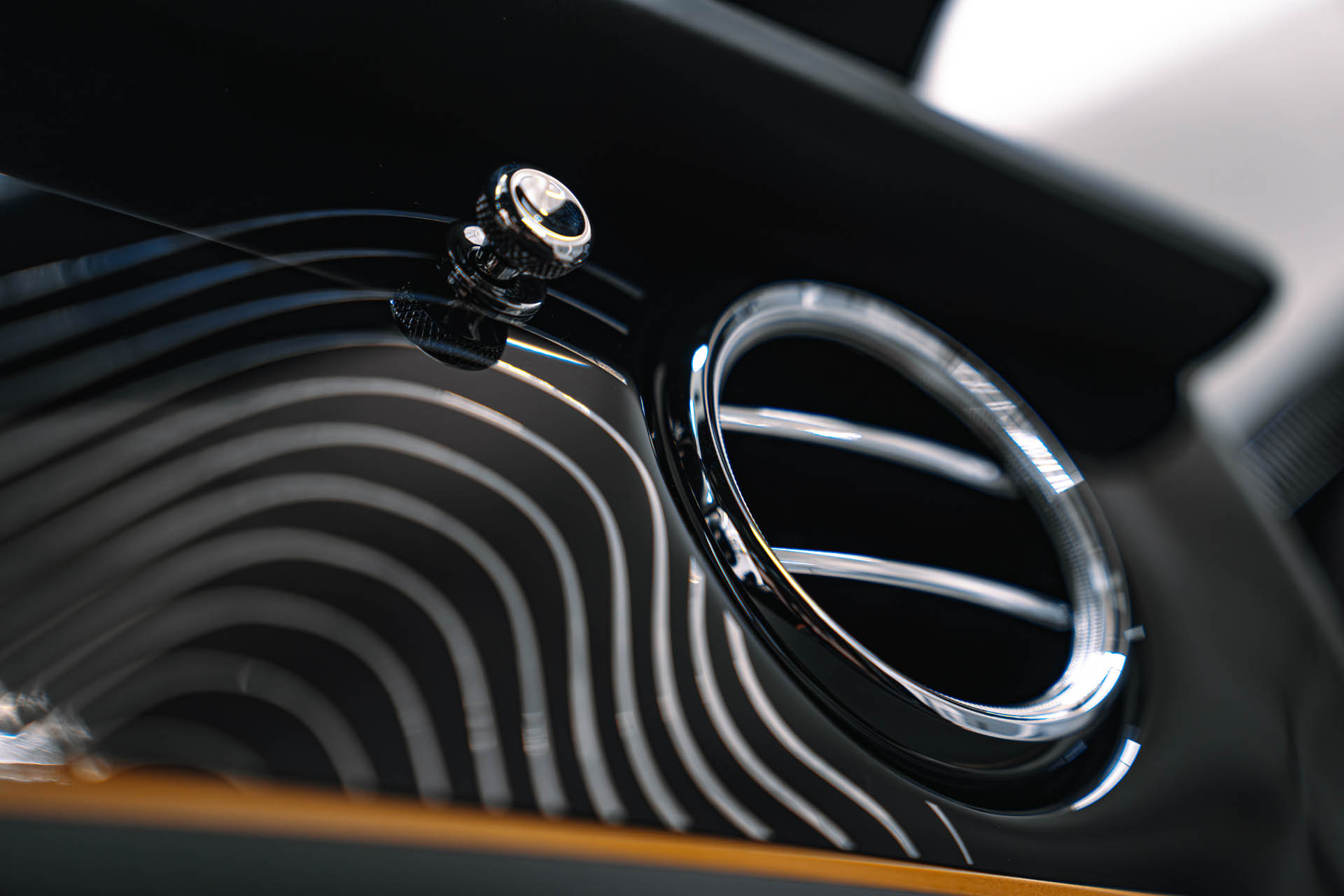 Bentley Mulliner Inspired by China 09
