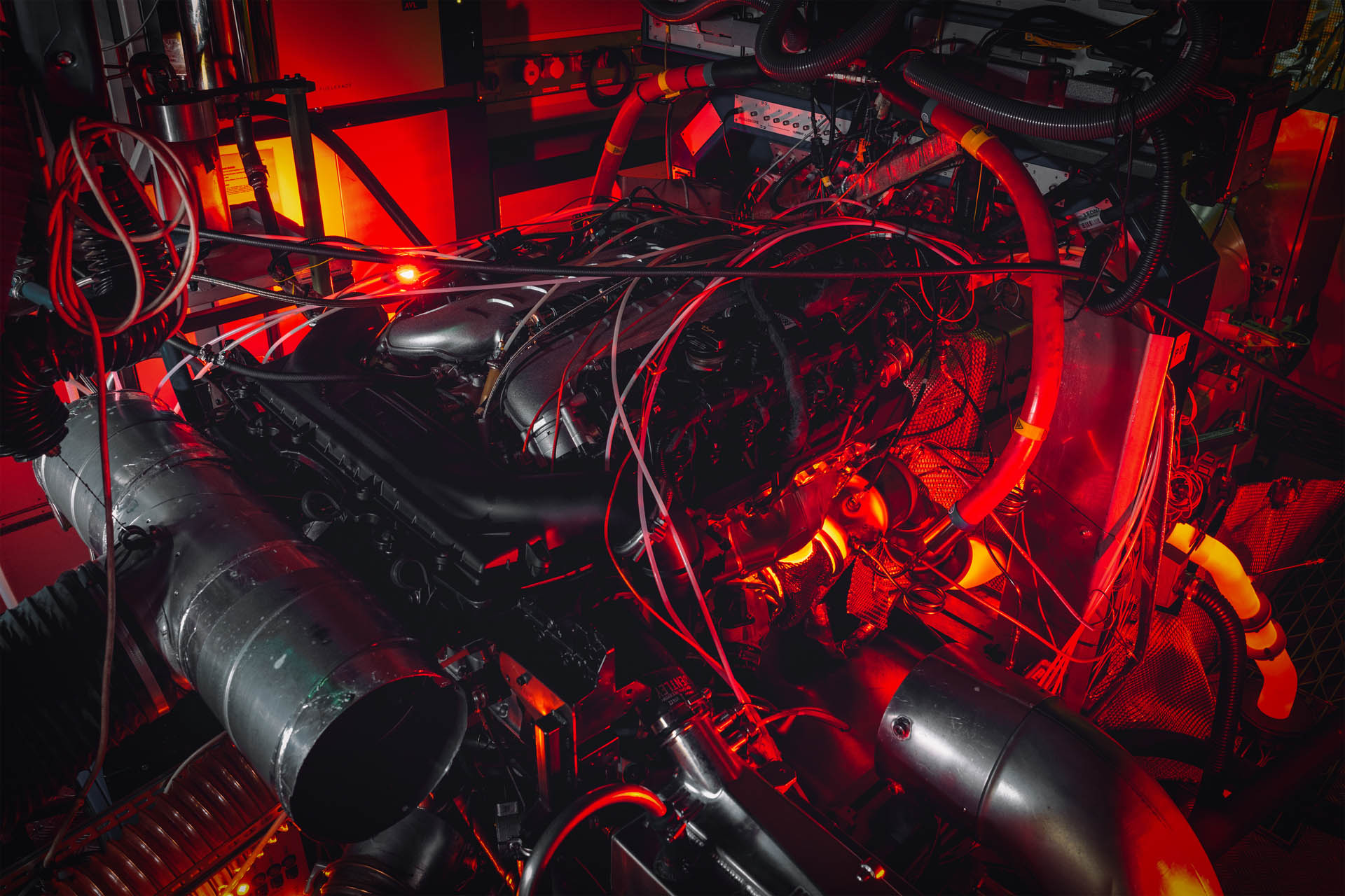 bentley Batur 750PS Engine05