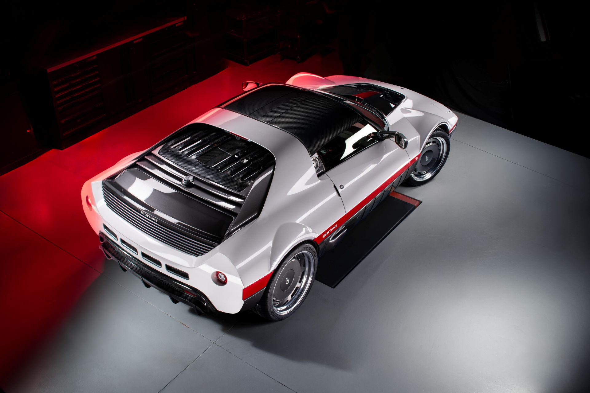 Bertone Runabout 11