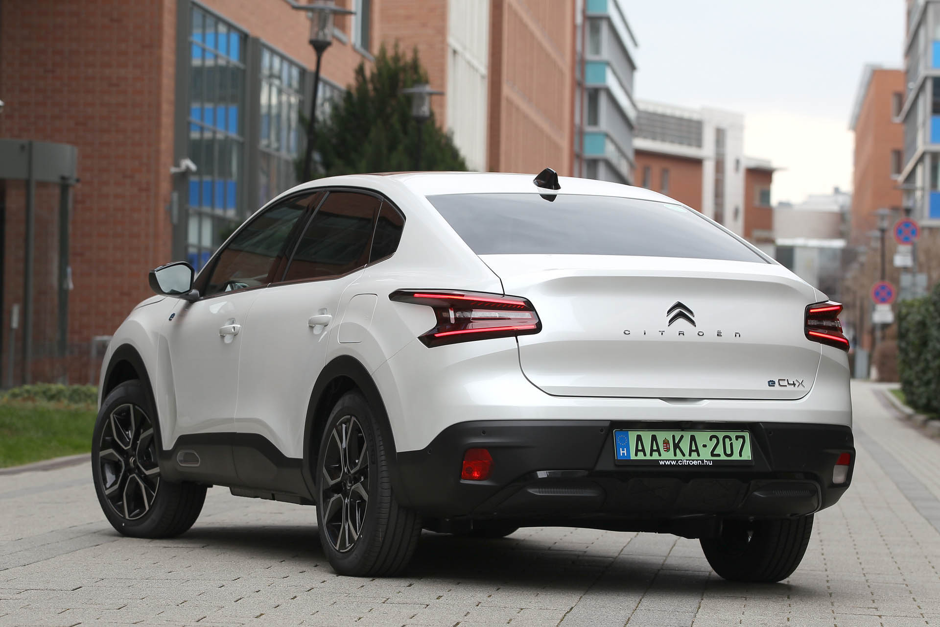 citroenc4xmobem2023cs
