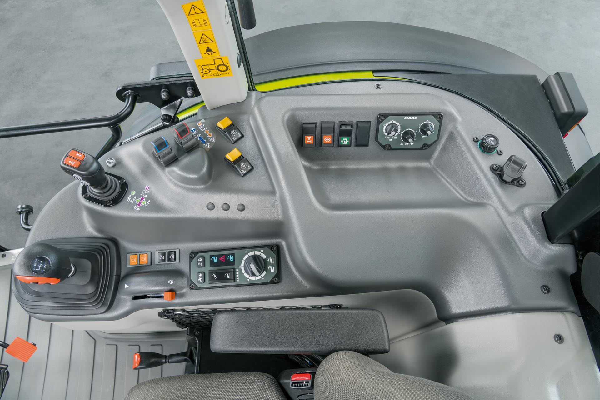 claas axos200 18