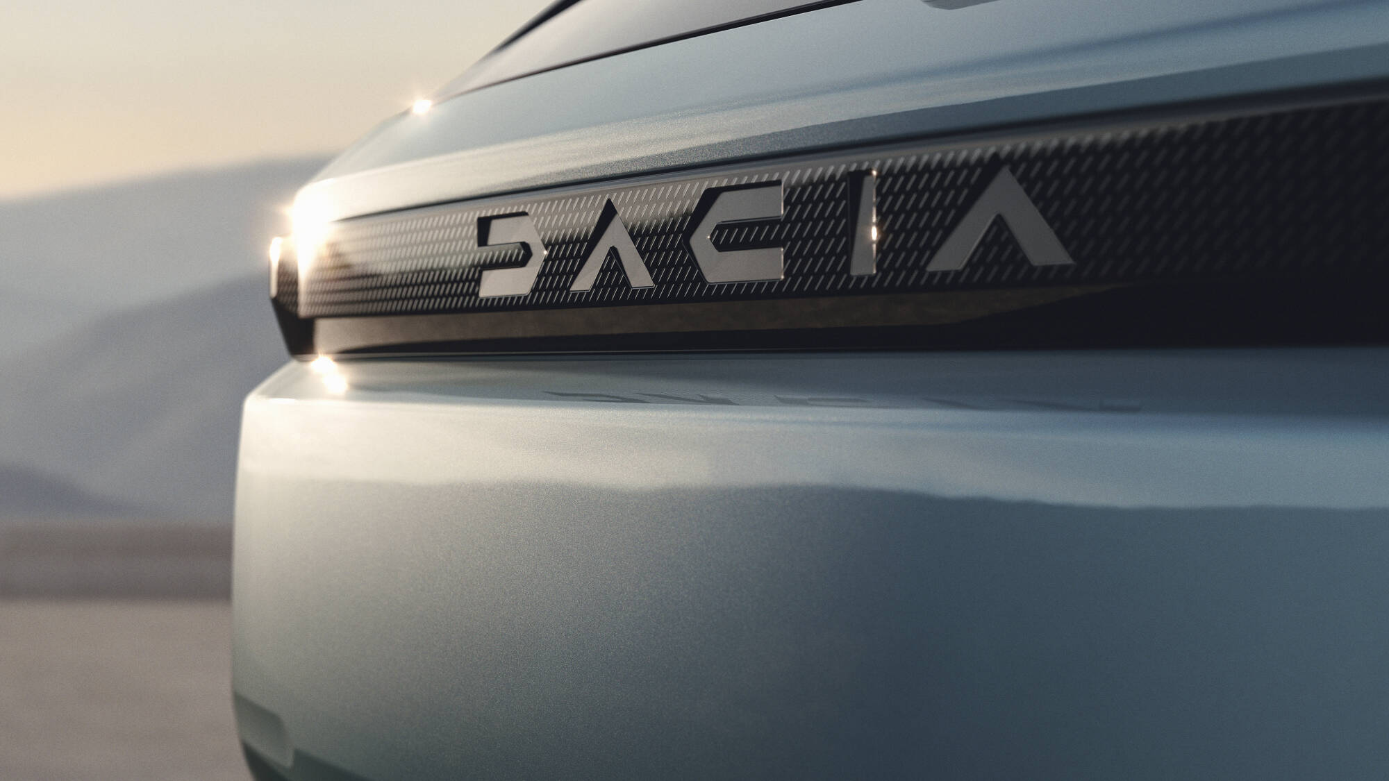 Dacia-Striker-Hybrid-155-27