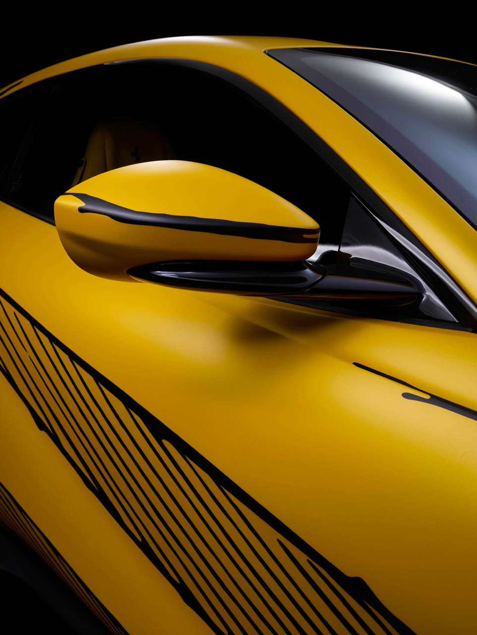 Ferrari 812 Competizione Tailor Made 17